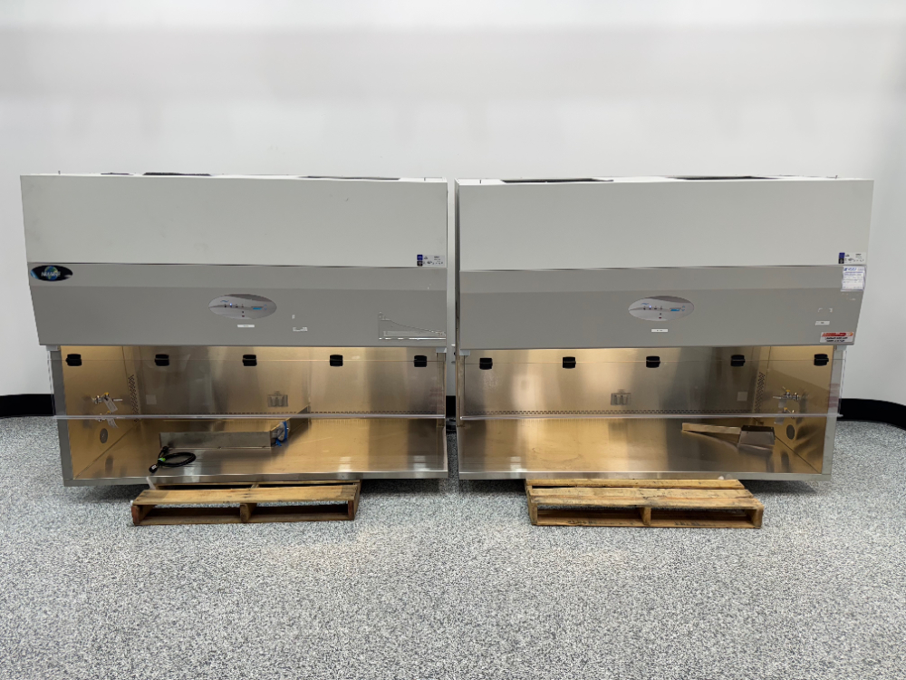 Image of Nuaire Airegard ES 12' Laminar Airflow Workstation